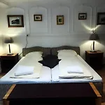 Rigi House 1